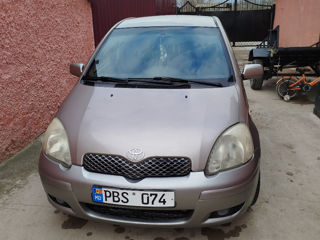 Toyota Yaris foto 7