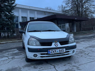 Renault Clio foto 3