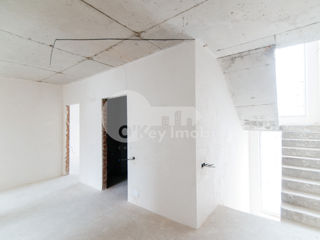 Townhouse cu 3 nivele, 290 mp, Botanica, 210000 € foto 9