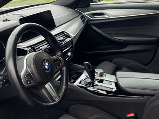 BMW 5 Series foto 5