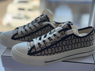 Guess ghete foto 1