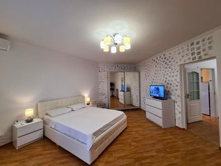 Apartament cu 1 cameră, 50 m², Centru, Chișinău foto 2