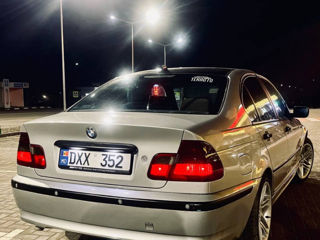 BMW 3 Series foto 4