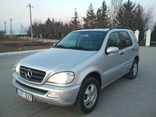 Mercedes ML Class foto 6