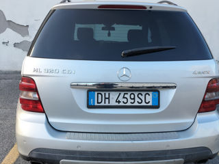 Mercedes M-Class foto 3