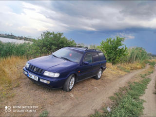 Volkswagen Passat foto 3