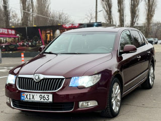 Skoda Superb foto 3