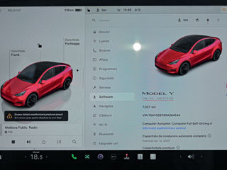 Tesla Model Y foto 11