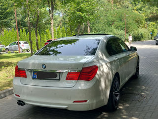 BMW 7 Series foto 9