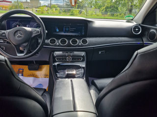 Mercedes E-Class foto 7