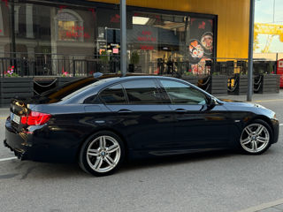 BMW 5 Series foto 5