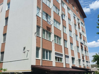 1-комн. кв., 42 м², 1/6 эт.