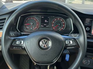 Volkswagen Jetta foto 6