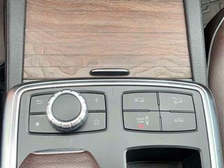 Mercedes M-Class фото 15