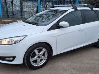 Ford Focus foto 2