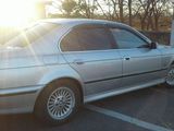 BMW 5 Series foto 7