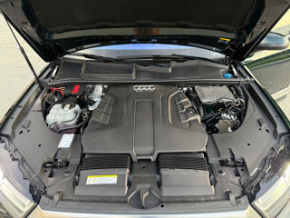 Audi Q7 фото 16