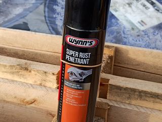 Wynn's Super Rust Penetrant многофункциональное смазывающее и проникающее масло.