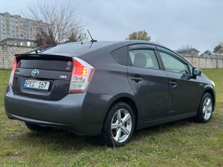 Toyota Prius foto 3