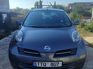 Nissan Micra foto 2