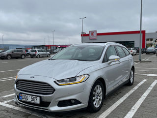 Ford Mondeo foto 2