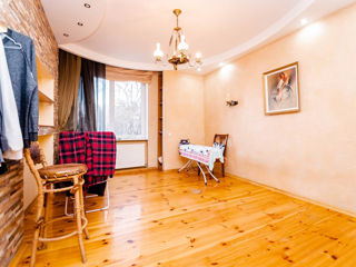 Apartament cu 4 camere, 177 m², Buiucani, Chișinău foto 16