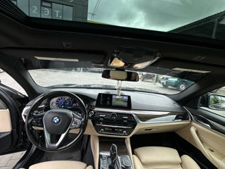 BMW 5 Series фото 3