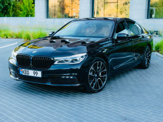 BMW 7 Series foto 1