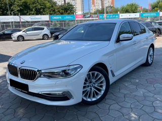 BMW 5 Series foto 1