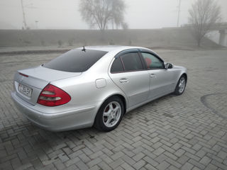 Mercedes E Class foto 5