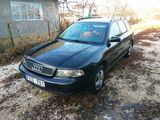 Audi A4 foto 1