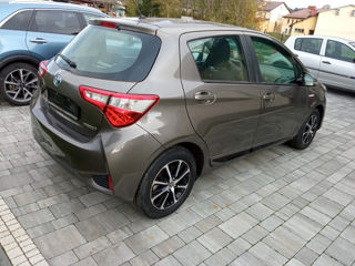 Toyota Yaris foto 4