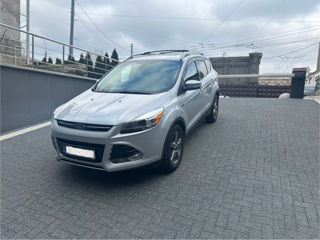 Ford Escape foto 2