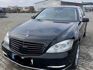 Mercedes S-Class foto 2