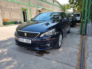 Peugeot 308 foto 2