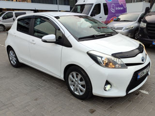 Toyota Yaris foto 6