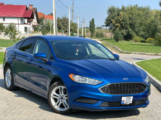 Ford Fusion foto 2