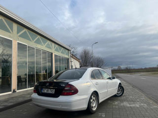 Mercedes E-Class foto 9