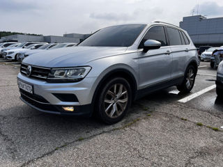 Volkswagen Tiguan foto 1