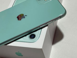 iPhone 11 128GB foto 2