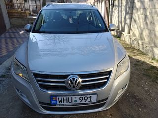 Volkswagen Tiguan foto 1