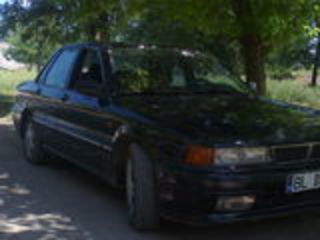 Mitsubishi Galant foto 1