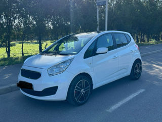 KIA Venga foto 1