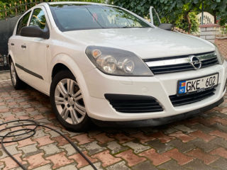 Opel Astra foto 2