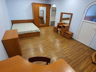 Apartament cu 1 cameră, 35 m², Buiucani, Chișinău foto 2