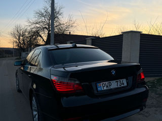 BMW 5 Series foto 10