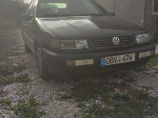 Volkswagen Passat foto 1