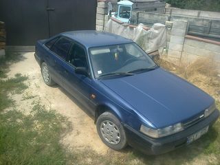 Mazda 626 foto 1