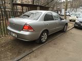 Nissan Almera foto 5