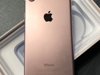 Apple iPhone 7 32Гб и Apple iPhoneSE 2016 32Гб foto 1